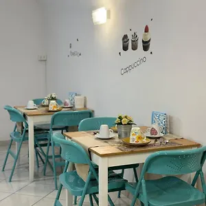 La Chiostrina Couette-café